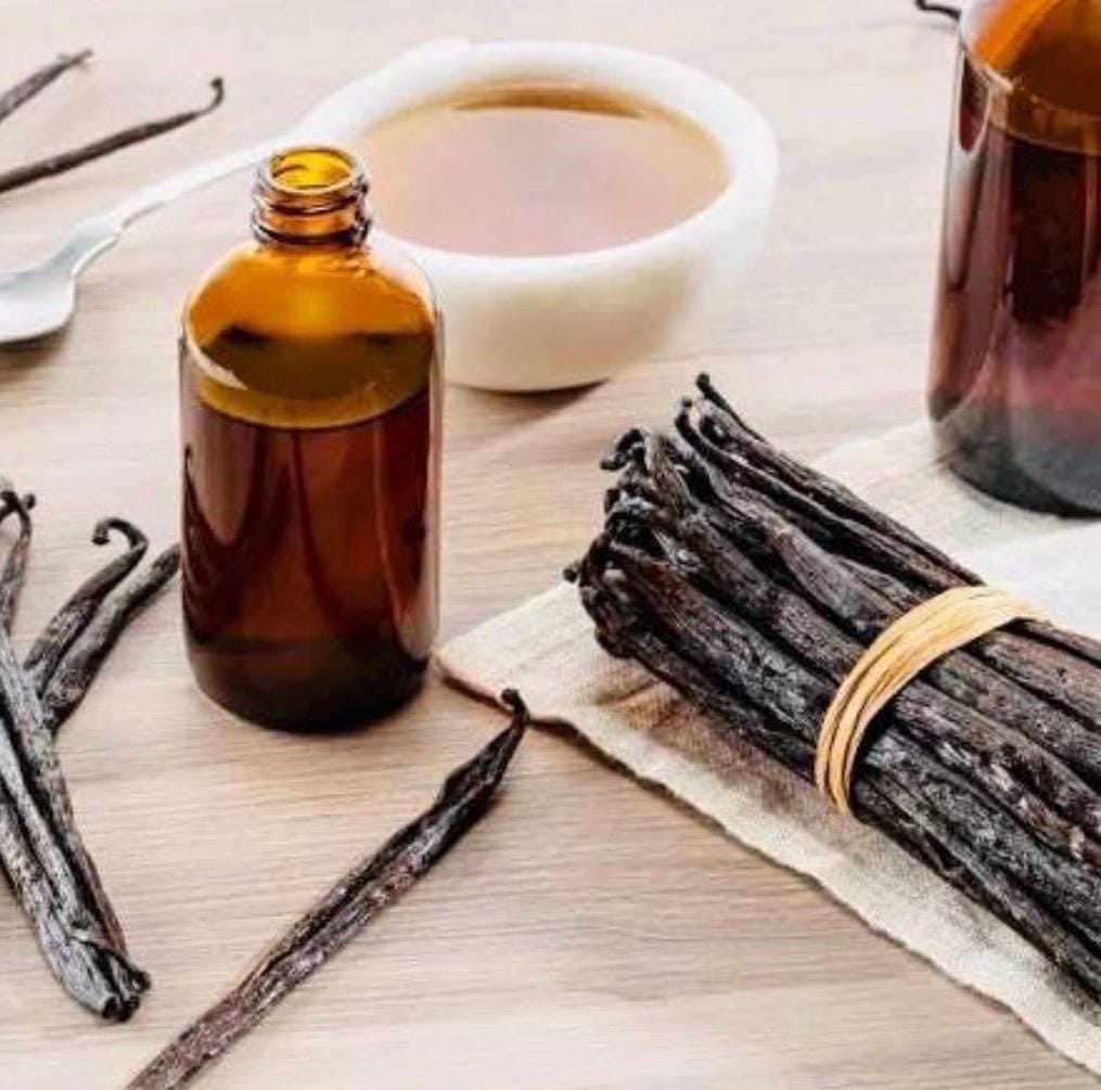 Artisan Baking Extracts | Vanilla, Cinnamon, Almond, Peppermint & More
