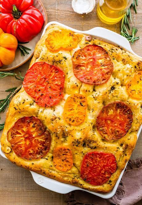 Artisan Focaccia Bread – Freshly Baked & Bubbly